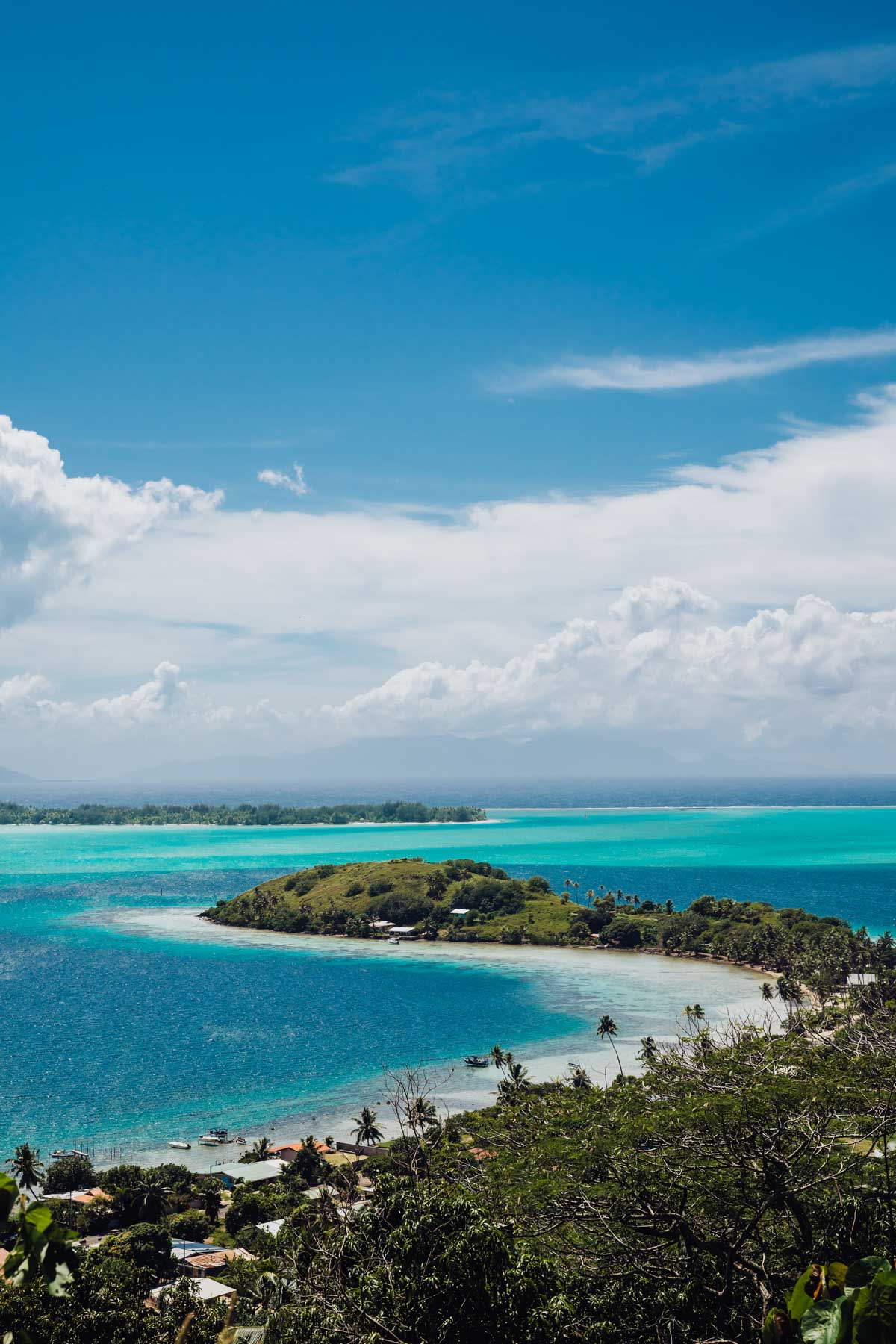 Views on Bora Bora lagoon