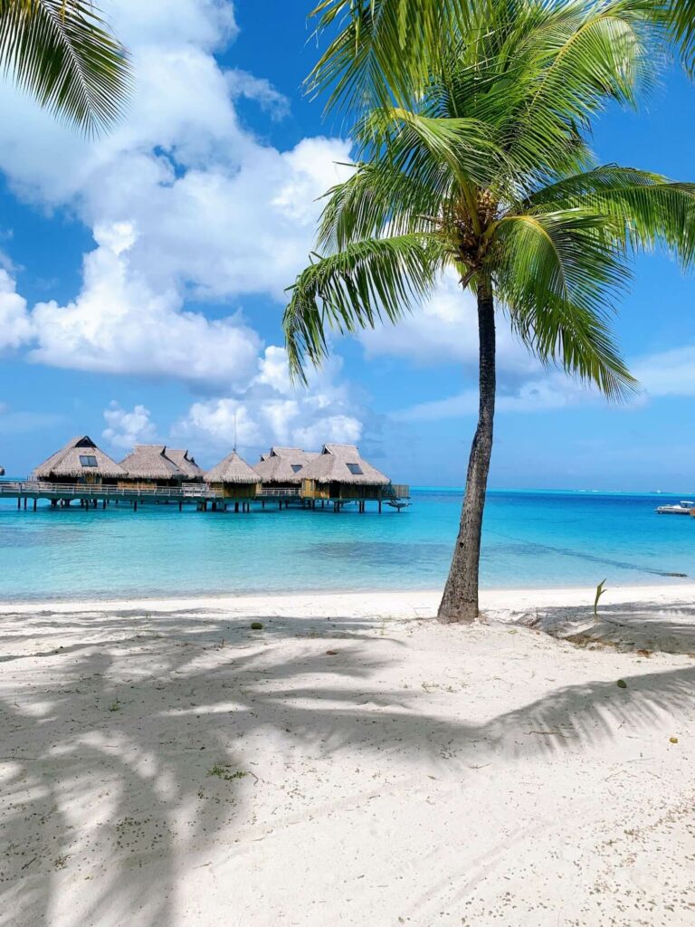 Main beach Conrad Bora Bora