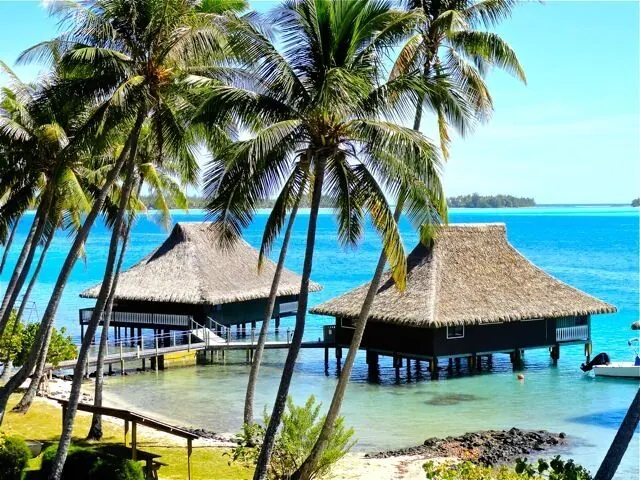 Private overwater bungalow rental in bora bora