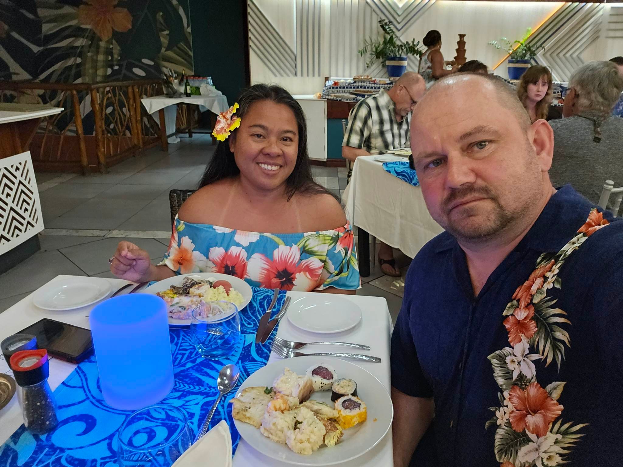 Couple at the Polynesian Night in Hilton Moorea