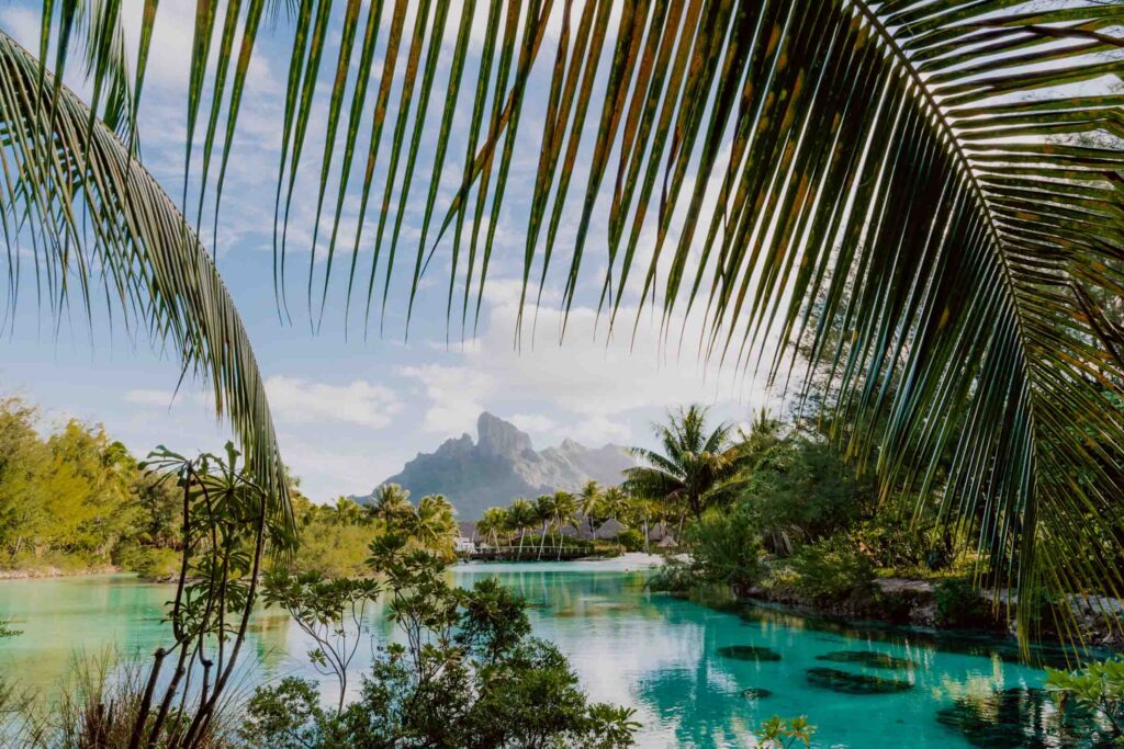 Bora Bora Prices : Four Seasons Bora Bora